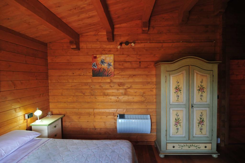 Chalet Dei Parchi Bed & Breakfast Saracinesco Room photo